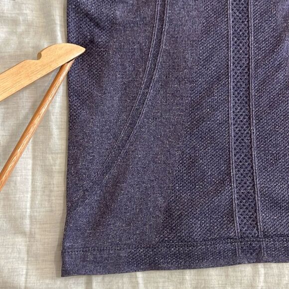 Lululemon Swifty Tech Short Sleeve Top Running V Neck Purple Size 6 - Picture 8 of 9
